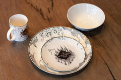 Harry Potter Marauder's Map Porcelain 4 Piece Place Setting - Includes 1 Dinner Plate, 1 Salad Plate, 1 Bowl and 1 Mug - Gold Marauders Map Design