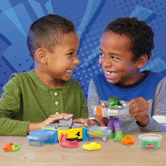 Play-Doh Marvel Hulk Smash & Squish Kids Playset with Bendy Action Figure and Accessories